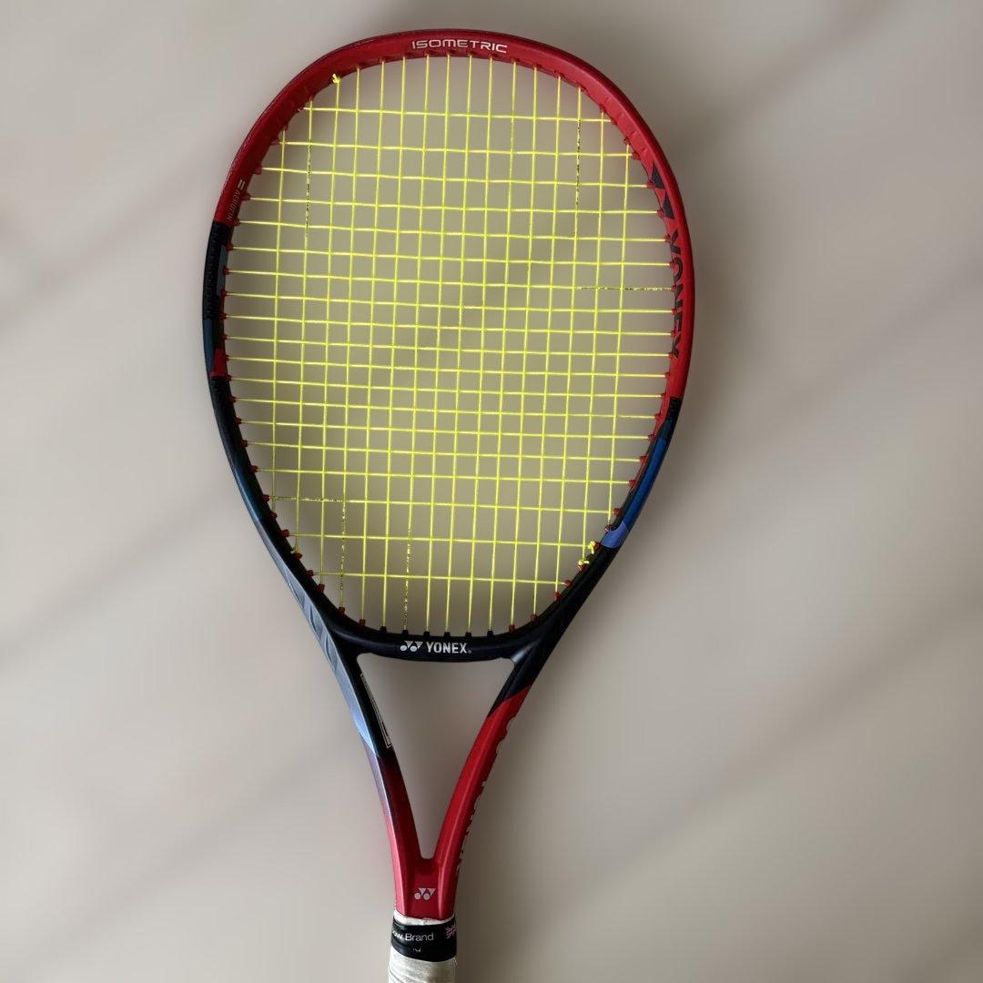 ①2023ヨネックス　ブイコア98 グリップ2 ウインザーオンラインショップ【SALE】【ガット張り代別】ヨネックス